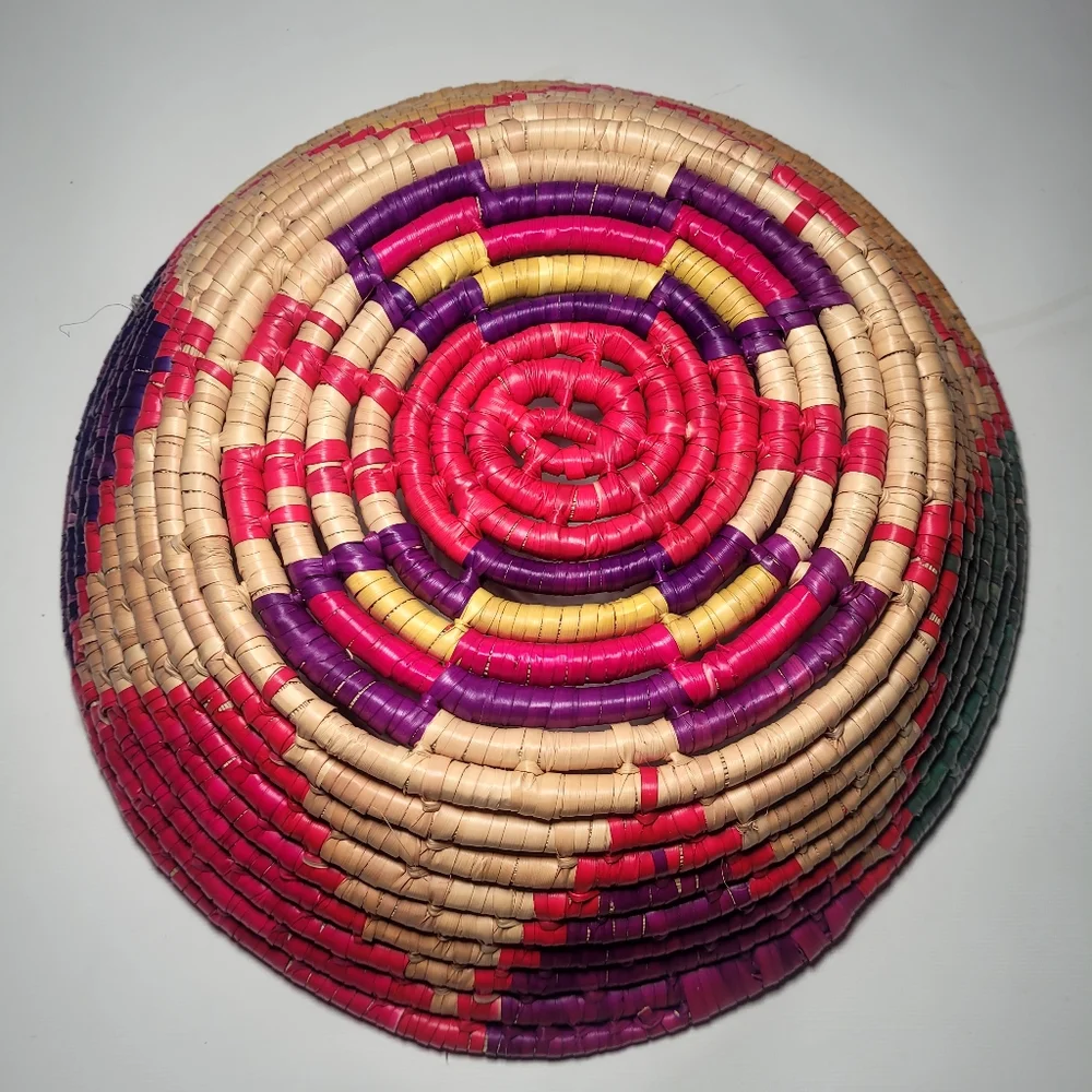 Vintage Hand Woven Straw Coil Basket Bowl Boho Star Pattern Artisan 12